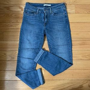 Levi’s 711 Jeans